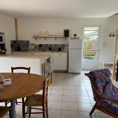 Maison De La Faute * L'Aiguillon-la-Presqu'ile