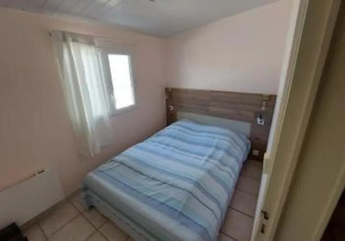 Semesterbostad Maison De La Faute L'Aiguillon-la-Presqu'ile